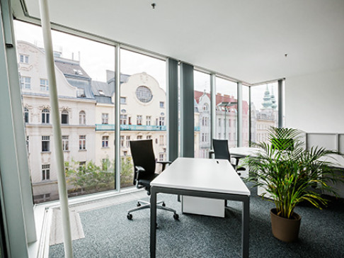 Office: Flybridge, Mariahilfer Strasse 36, Vienna, A-1070