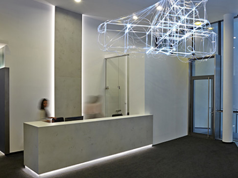 Office: Le Palais, Herrengasse 1-3, Vienna, A-1010