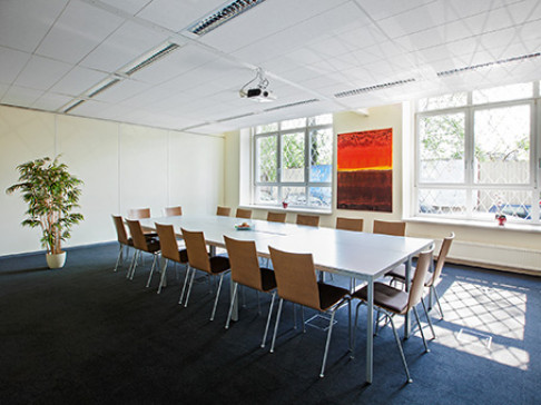 Office: Nineteen, Mooslackengasse 17, Vienna, A -1190