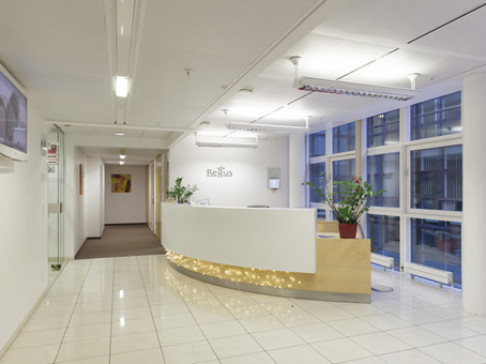 Office: Opera New Business centre, Kaerntner Ring 5-7, Vienna, 1010