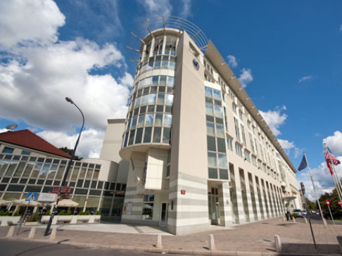 Office: Sheraton Plaza, Warsaw, 00-493