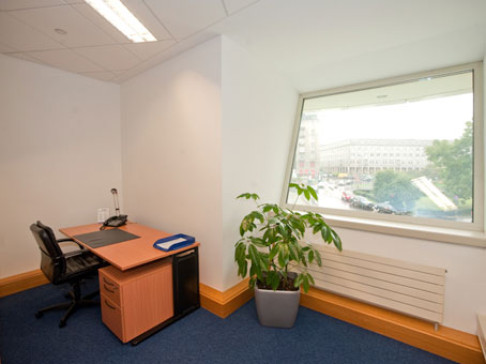 Office: Sheraton Plaza, Warsaw, 00-493