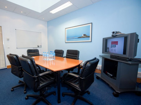 Office: Sheraton Plaza, Warsaw, 00-493
