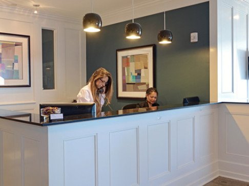 Office: Washington, Bank of America Plaza, Seafirst Fifth Avenue Plaza, Seattle, WA 98104