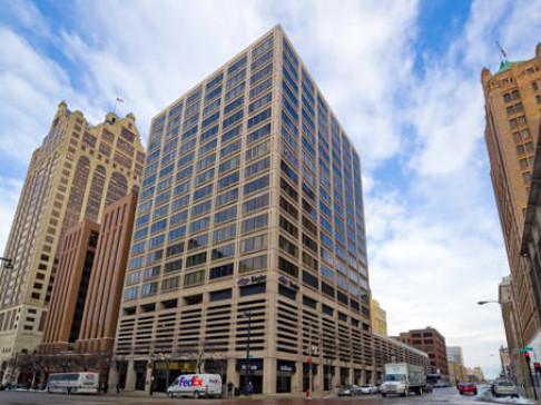 Office: Wisconsin, Downtown, 250 East Wisconsin Avenue, Milwaukee, WI 53202