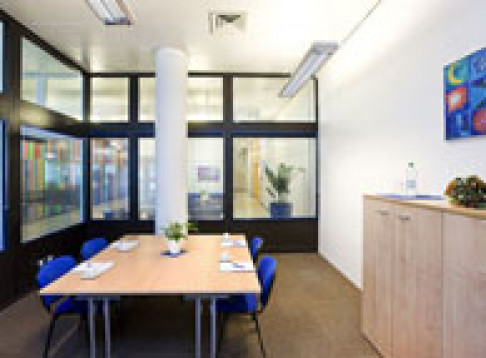 Office: Wittland, Kiel, 24109