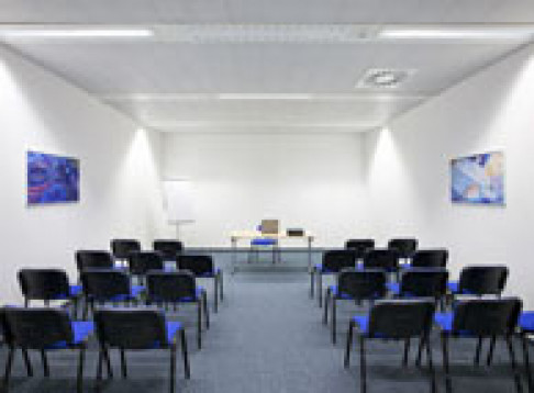 Office: Wittland, Kiel, 24109