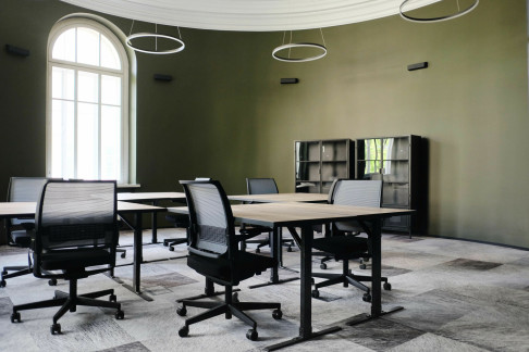 Office: P&auml;rnu mnt 12, Tallinn, Tallinn, 10148