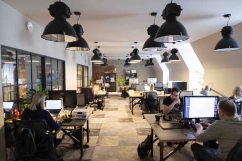 Office: P&auml;rnu mnt 12, Tallinn, Tallinn, 10148