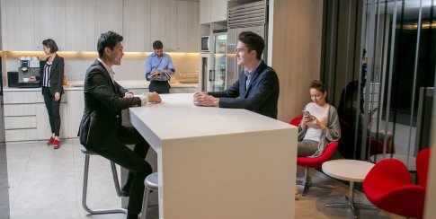 Office: World Wide House, Des Voeux Rd Central