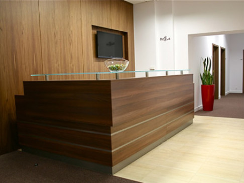 Office: Rynek Stare Miasto, Ul. Sw, El?biety 4, Wroclaw, 50-111