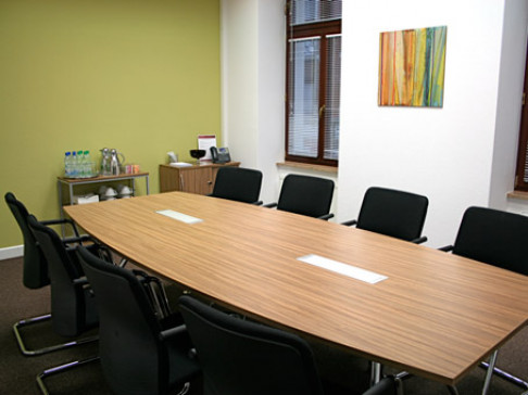 Office: Rynek Stare Miasto, Ul. Sw, El?biety 4, Wroclaw, 50-111