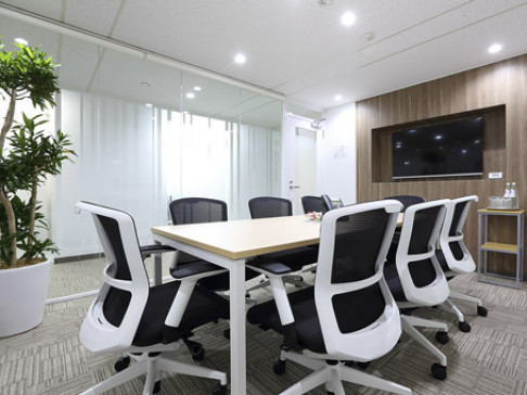 Office: eki Nishiguchi, 6F & 9F Sotetsu KS Building, Yokohama, 220-0004