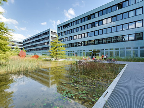 Office: Dammstrasse, Dammstrasse 19, Zug, CH-6300