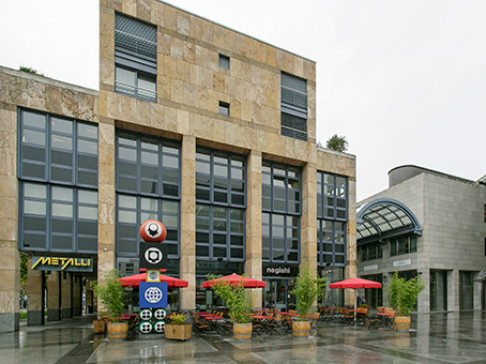 Office: Metalli, Baarerstrasse 14-16, Zug, CH-6300